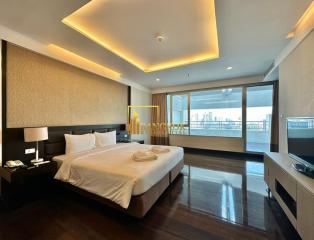 3 Bedroom Luxury Serviced Apartment in Ekkamai