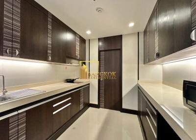 3 Bedroom Luxury Serviced Apartment in Ekkamai