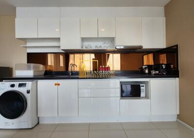 Modern 2 Bedroom Serviced Apartment in Ekkamai