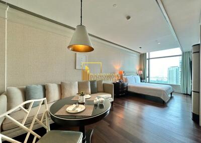 Luxurious 1 Bedroom Serviced Apartment in Phloenchit