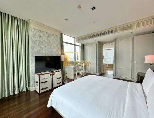 Charming 2 Bedroom Serviced Apartment in Phloenchit