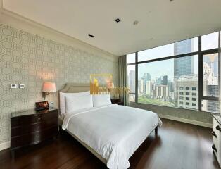 Charming 2 Bedroom Serviced Apartment in Phloenchit