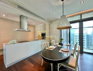 Charming 2 Bedroom Serviced Apartment in Phloenchit