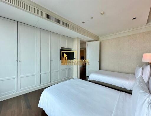 Charming 2 Bedroom Serviced Apartment in Phloenchit