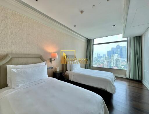 Charming 2 Bedroom Serviced Apartment in Phloenchit