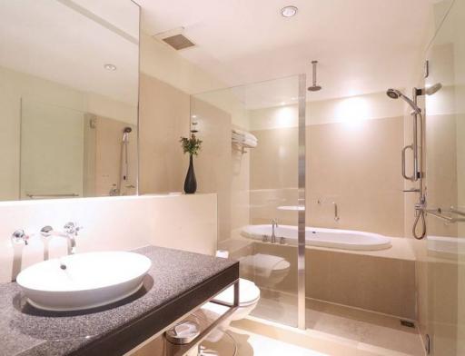 Fully Serviced 1 Bedroom Apartment in Silom