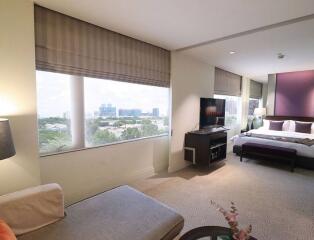 1 Bedroom Serviced Apartment in Vibrant Silom