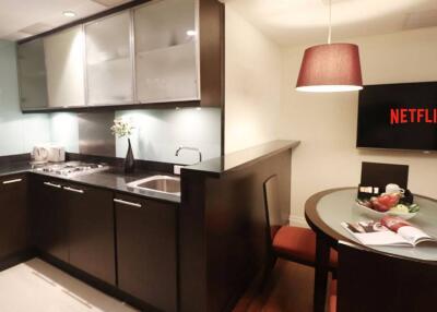 Spacious 2 Bedroom Serviced Apartment in Popular Silom Area