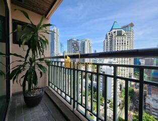 Fully Equipped 2 Bedroom Serviced Apartment For Rent in Sathorn