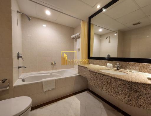 Spacious 3 Bedroom Serviced Penthouse Apartment in Sathorn