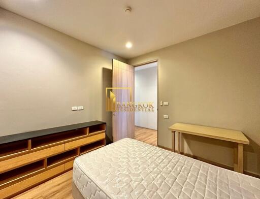 Modern 3 Bedroom Apartment in Convenient Location