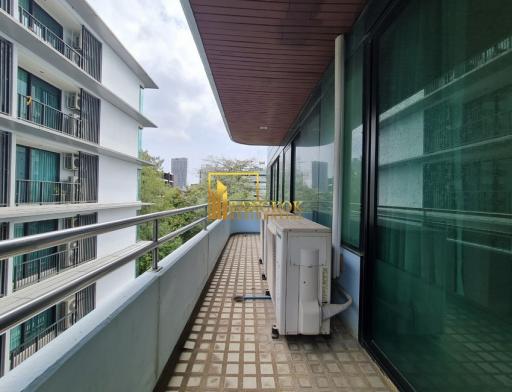 Renovated 3 Bedroom Pet Friendly Apartment For Rent in Thonglor