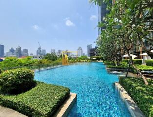 Villa Asoke  Elegant 2 Bedroom Duplex Condo Near MRT