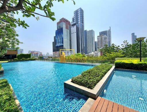 Villa Asoke  Elegant 2 Bedroom Duplex Condo Near MRT