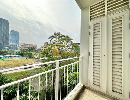 Pet Friendly 2 Bedroom Apartment For Rent Near MRT Khlong Toei