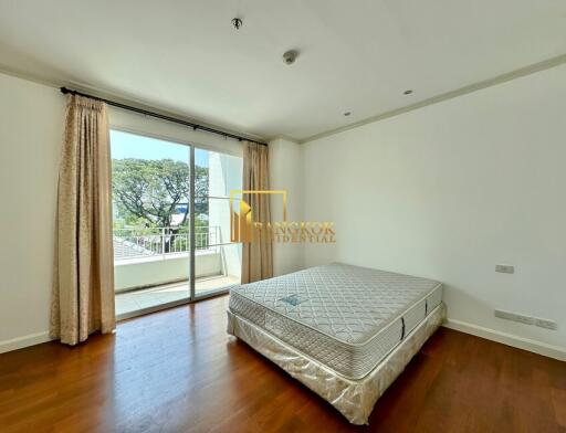 Pet Friendly 3 Bed Apartment For Rent Near MRT Khlong Toei