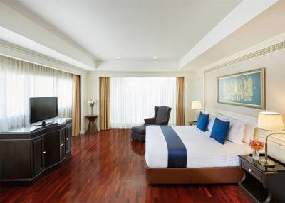Elegant 2 Bedroom Serviced Apartment For Rent in Riverside Area