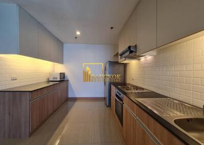 2 Bed Apartment For Rent in Ekkamai