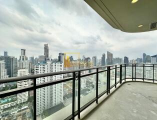 Royce Private Residence  3 Bedroom Luxury Condo For Rent in Asoke