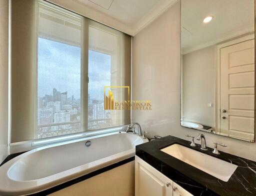 Royce Private Residence  3 Bedroom Luxury Condo For Rent in Asoke