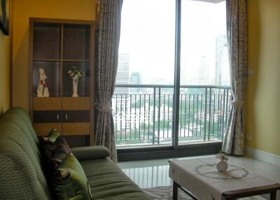 1 Bedroom Condo For Sale in Aguston Asoke