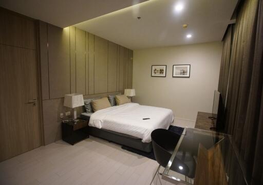 2 Bed Condo For Rent in Phloenchit BR10745CD