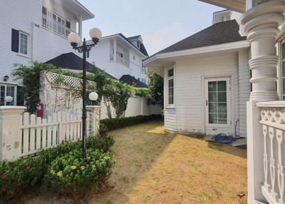 4 Bed Single House For Rent in Bang Na BR27510SH