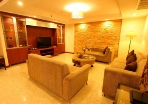 3 Bed Apartment For Rent in Nana BR10785AP