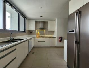 3 Bedroom Apartment in Asoke