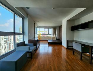 4 Bedroom Apartment in Asoke