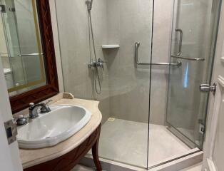 2 Bed Condo For Rent in Phrom Phong BR3164CD