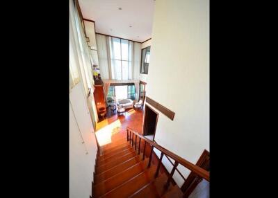 3 Bedroom Duplex Penthouse Apartment in Phrom Phong