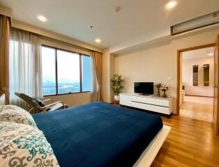 1 Bedroom For Rent in Emporio Place, Phrom Phong
