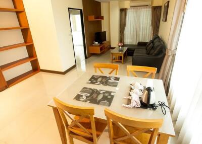 1 Bed Serviced Apartment in Ekkamai