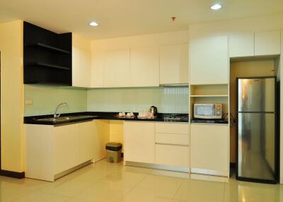 2 Bed Serviced Apartment For Rent in Ekkamai BR20576AP