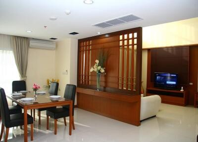 3 Bed Duplex Serviced Apartment For Rent in Ekkamai BR20579AP