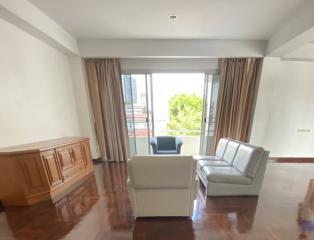 3 Bed Apartment For Rent in Lumphini BR20430AP