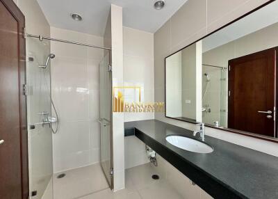 Noble Ora  Spacious 2 Bedroom Condo in Central Thonglor