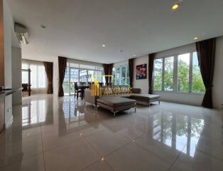 4 Bed Apartment For Rent in Asoke BR0971AP