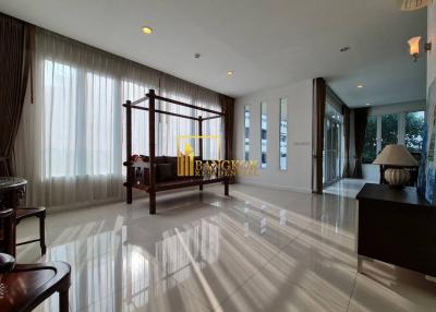 4 Bed Apartment For Rent in Asoke BR0971AP