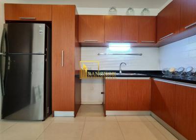 4 Bed Apartment For Rent in Asoke BR0971AP