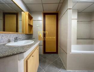 3 Bed Apartment in Phrom Phong