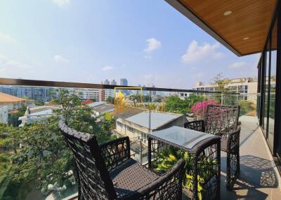 3 Bed Apartment For Rent in Thong Lo BR20552AP