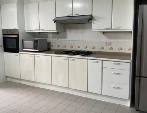 3 Bed Apartment For Rent in Thong Lo BR20412AP