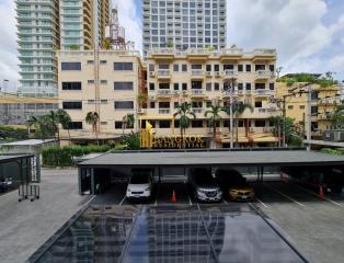 1 Bedroom Apartment For Rent in Phrom Phong