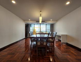 4 Bedroom Apartment For Rent in Phrom Phong