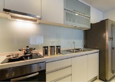 3 Bed Apartment For Rent in Silom BR20448AP