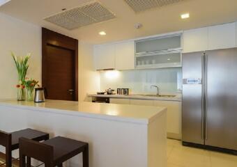 3 Bed Apartment For Rent in Silom BR20448AP