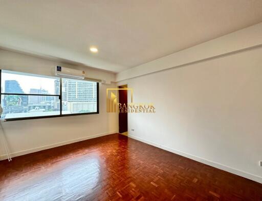 Spacious 3 Bedroom Apartment With Lake View