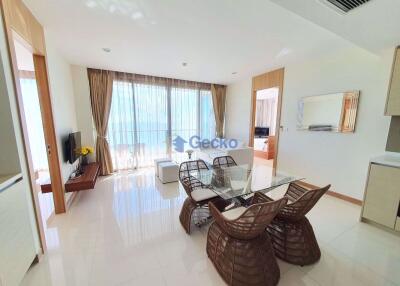 2 Bedrooms Condo in The Riviera Wong Amat Beach Wongamat C005393